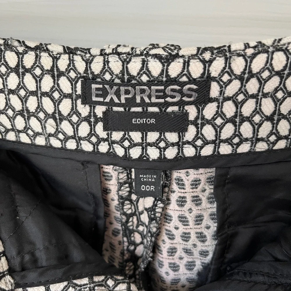 Express Editor Patterned Pants - Picture 5 of 7